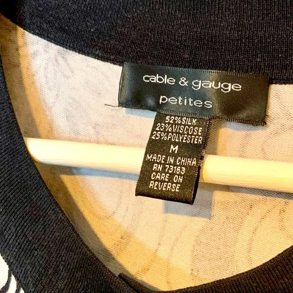 Cable and Gague cardigan sweater Petitie M, black and grey mod pattern - Picture 8 of 15